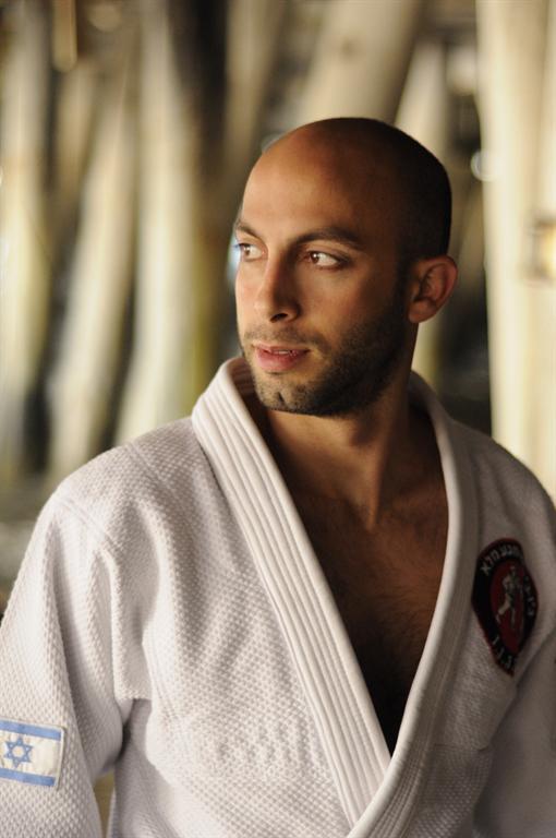 Roy Elghanayan Who Dares Wins